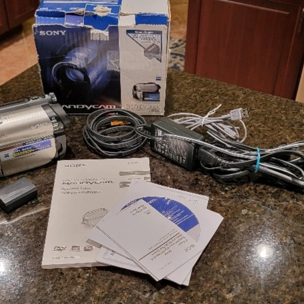 SONY Handycam DCR-DVD108E Recorder